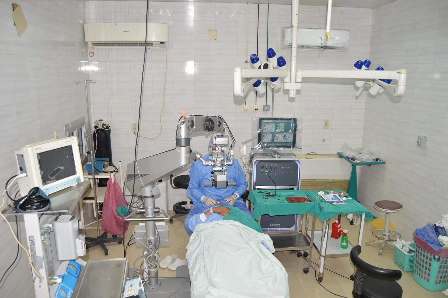 c82d6b7176.jpg