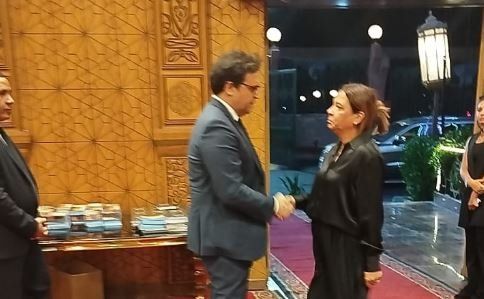 وزير الثقافة يقدم واجب العزاء في يحيى عزمي وزير الثقافة يقدم واجب العزاء في يحيى عزمي