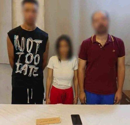 توقيع إيصال أمانة بالإكراه.. القبض على «بلوجر» وزوجها وآخر لاحتجازهم شخص بالسلام توقيع إيصال أمانة بالإكراه.. القبض على «بلوجر» وزوجها وآخر لاحتجازهم شخص بالسلام