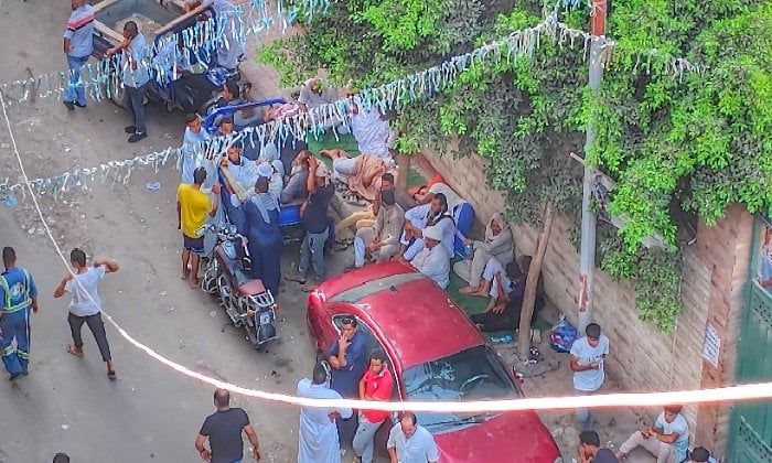 وسط الآلام والدموع.. مشاهد مؤثرة لأسر ضحايا حادث غرق «شاطئ أبو تلات» بالإسكندرية وسط الآلام والدموع.. مشاهد مؤثرة لأسر ضحايا حادث غرق «شاطئ أبو تلات» بالإسكندرية