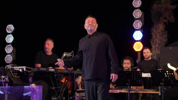 صور جديدة من حفل زياد برجي بالساحل الشمالي صور جديدة من حفل زياد برجي بالساحل الشمالي
