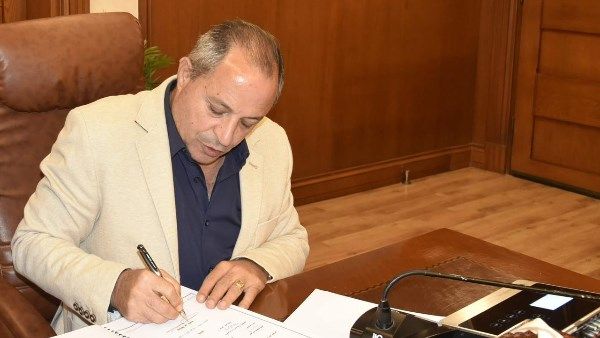 محافظ بورسعيد: مجموع القبول بالمرحلة الثالثة 236درجة عدا الثانوية بنات والعسكرية محافظ بورسعيد: مجموع القبول بالمرحلة الثالثة 236درجة عدا الثانوية بنات والعسكرية