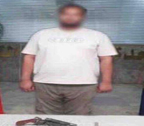 القبض على المتهم بممارسة البلطجة وفرض السيطرة في التجمع