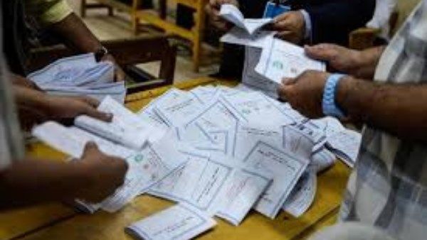 الاثنين والثلاثاء.. جولة الإعادة بانتخابات مجلس الشيوخ خارج مصر وتساؤلات حول غرامة عدم المشاركة الاثنين والثلاثاء.. جولة الإعادة بانتخابات مجلس الشيوخ خارج مصر وتساؤلات حول غرامة عدم المشاركة