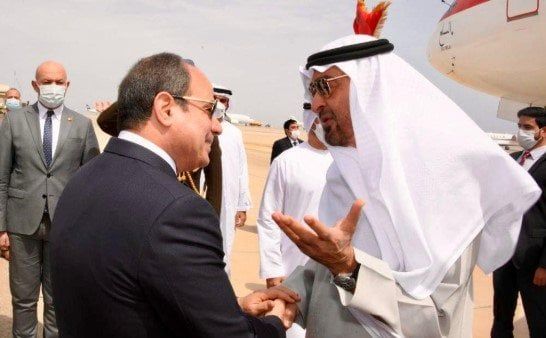 الرئيس السيسي يستقبل الشيخ محمد بن زايد بمطار العلمين الرئيس السيسي يستقبل الشيخ محمد بن زايد بمطار العلمين