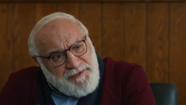 عزت زين أمينا عاما لمؤتمر «نحو سياسة وطنية للمسرح المدرسي» عزت زين أمينا عاما لمؤتمر «نحو سياسة وطنية للمسرح المدرسي»