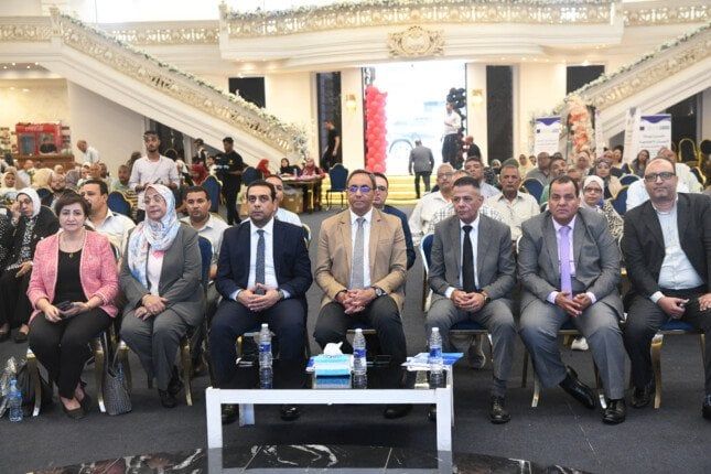 محافظ قنا يشارك في المنتدى الاقتصادي الإقليمي لريادة الأعمال محافظ قنا يشارك في المنتدى الاقتصادي الإقليمي لريادة الأعمال