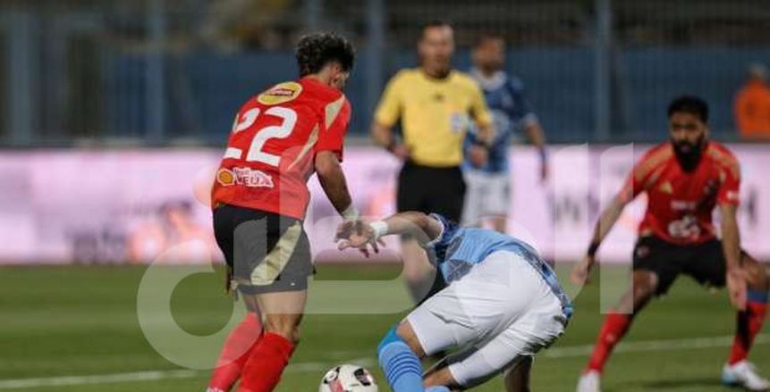 3 عوامل تشعل مباراة الأهلي وبيراميدز بالدوري.. اللحاق بالزمالك المتصدر 3 عوامل تشعل مباراة الأهلي وبيراميدز بالدوري.. اللحاق بالزمالك المتصدر