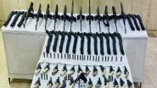 بضاعة بـ 70 مليون جنيه.. مقتل 3 تجار مخدرات في تبادل إطلاق النار مع الشرطة بالشرقية بضاعة بـ 70 مليون جنيه.. مقتل 3 تجار مخدرات في تبادل إطلاق النار مع الشرطة بالشرقية