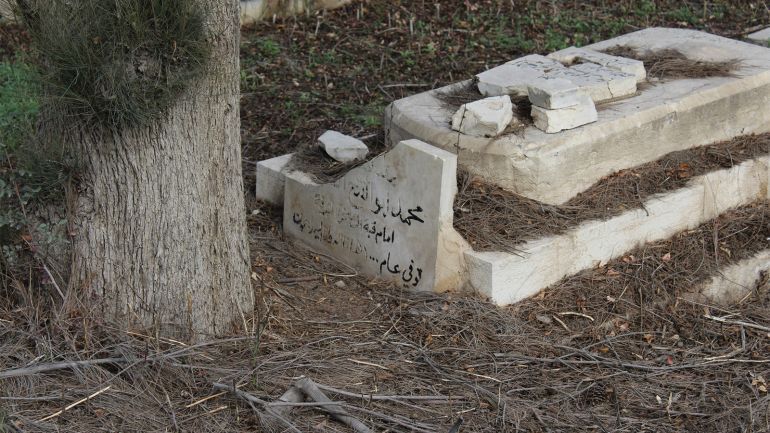 القدس.فلسطين.مقبرة مأمن الله.هبة أصلان.الجزيرة نت