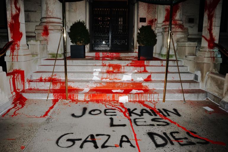 The home of Joe Kahn, Executive Editor for @nytimes , sprayed in red paint