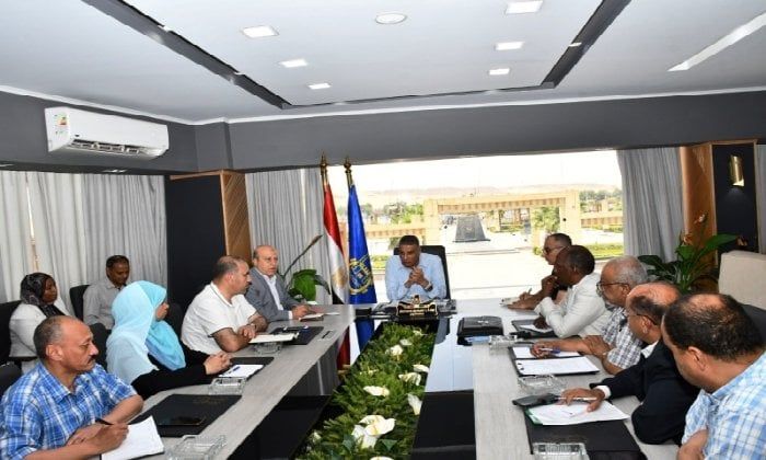 65 ألف فدان بوادى النقرة على خريطة التنمية الزراعية بأسوان 65 ألف فدان بوادى النقرة على خريطة التنمية الزراعية بأسوان