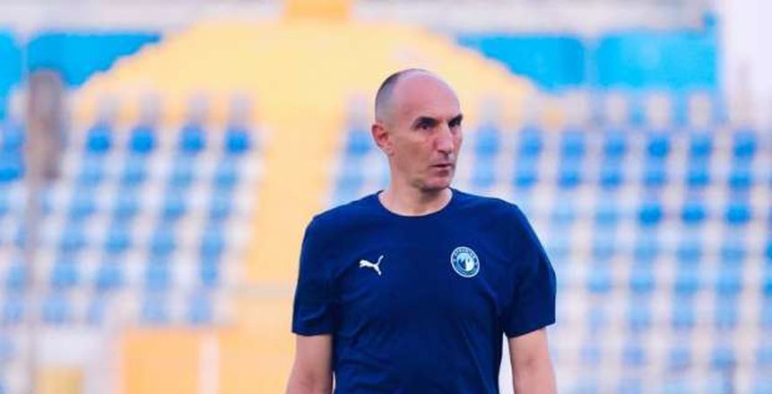 فرمان «يورتشيتش» في بيراميدز يربك حسابات الأهلي بموقعة الليلة فرمان «يورتشيتش» في بيراميدز يربك حسابات الأهلي بموقعة الليلة