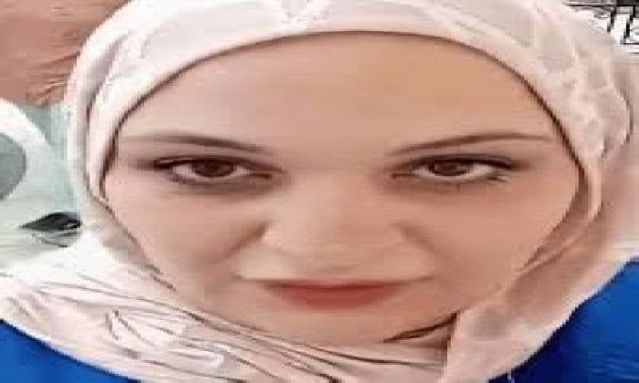 وصول التيك توكر مروة يسري المعروفة إعلاميًا بـ ابنة مبارك إلى قاعة محكمة جنح الإسكندرية الاقتصادية وصول التيك توكر مروة يسري المعروفة إعلاميًا بـ ابنة مبارك إلى قاعة محكمة جنح الإسكندرية الاقتصادية