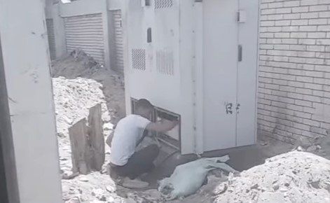 كشف ملابسات فيديو سرقة بطاريات محول كهربائي في الشرقية كشف ملابسات فيديو سرقة بطاريات محول كهربائي في الشرقية