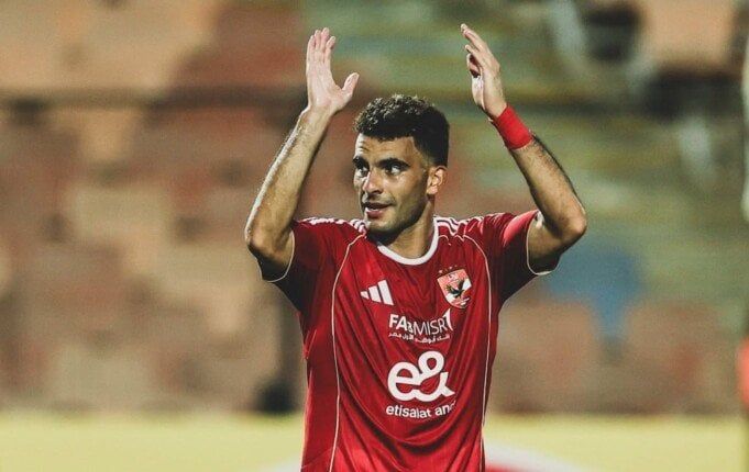 زيزو يوجه رسالة لجماهير الأهلي بعد الخسارة أمام بيراميدز.. «أنتم السند والداعم» زيزو يوجه رسالة لجماهير الأهلي بعد الخسارة أمام بيراميدز.. «أنتم السند والداعم»