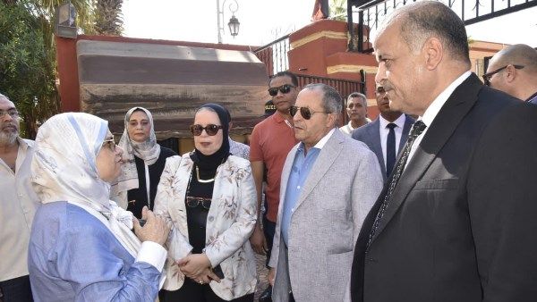محافظ بورسعيد يتابع استعدادات المدارس لاستقبال العام الدراسي الجديد محافظ بورسعيد يتابع استعدادات المدارس لاستقبال العام الدراسي الجديد