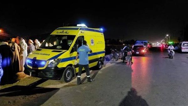إصابة 4 أشخاص في انقلاب سيارة ملاكي بطريق أسيوط – الوادي الجديد إصابة 4 أشخاص في انقلاب سيارة ملاكي بطريق أسيوط – الوادي الجديد