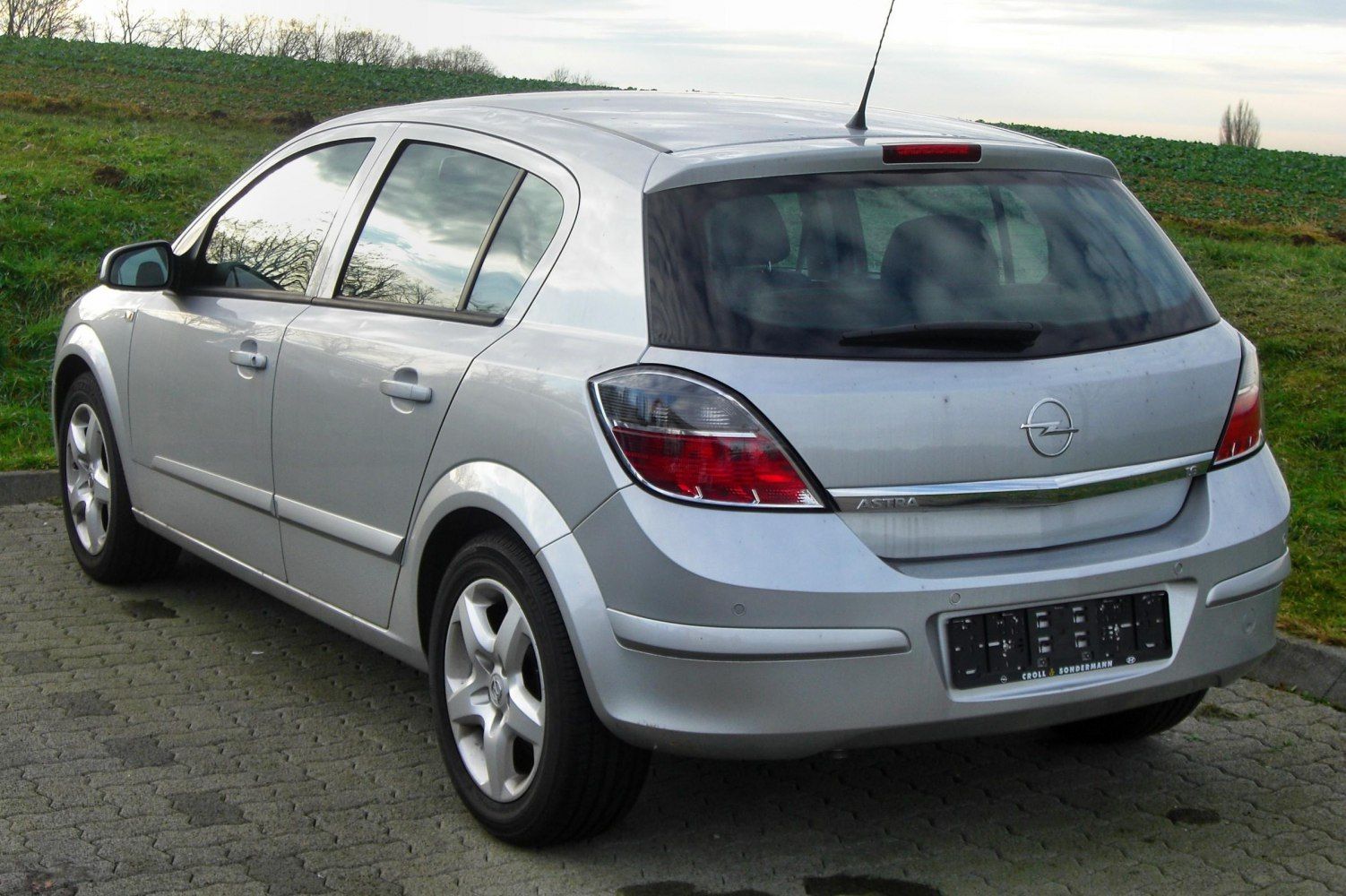 a8228bf518.jpg