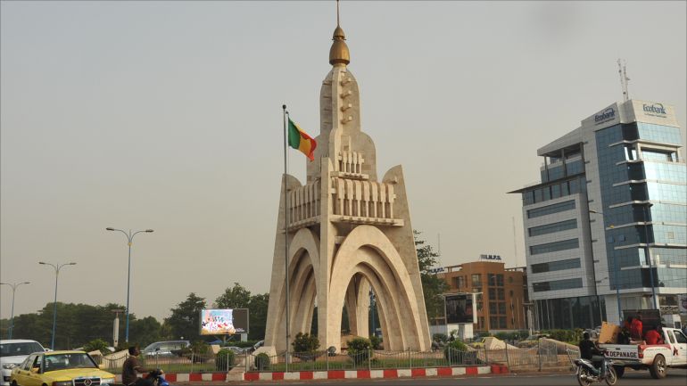 نصب الاستقلال باماكو