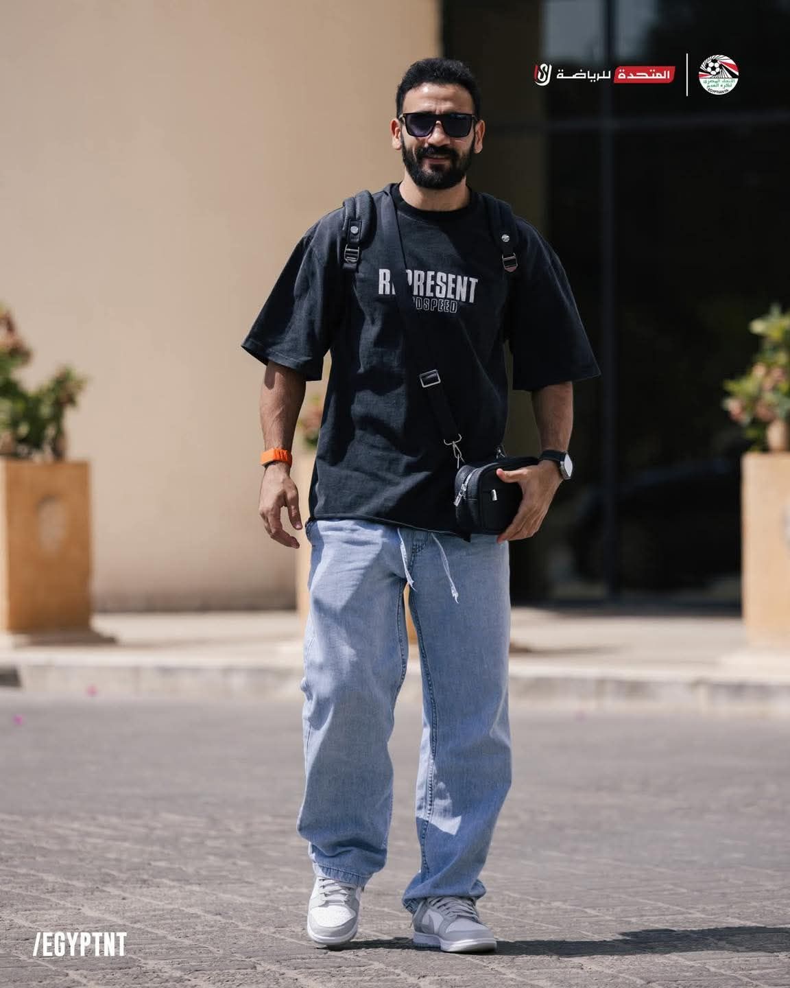 242514950e.jpg