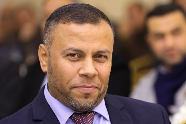 رئيس المكتب الإعلامي الحكومي الدكتور إسماعيل الثوابتة الوضع يزداد كارثية ومقبلون على حالات موت جماعي-رائد موسى-غزة-الجزيرة نت (مصدر الصورة ضيف اللقاء)