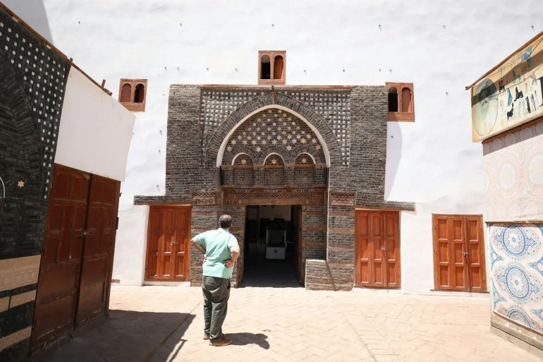 أصبح سوق القيسارية المُعاد تأهيله، بسقفه المُرمَّم وتظليله الفعّال، موطنًا للحرفيين النشطين. وقد امتد النشاط التجاري من المتاجر في الطابق الأرضي إلى الطوابق العليا في المباني التاريخية، في إشارة إلى عودة الحياة الحضرية العمودية.