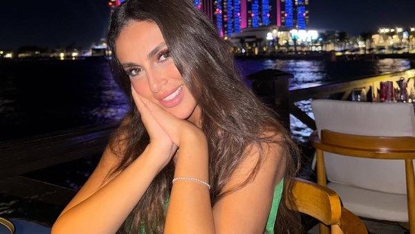 إسراء عبد الفتاح تخطف الانظار بهذه الاطلالة
