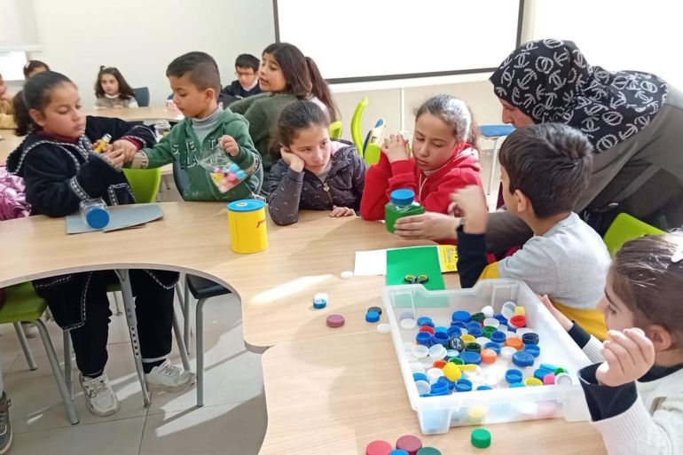 أكثر من ١٠٠ مدرسة تساهم في المبادرة - صفحة مركز زها الثقافي