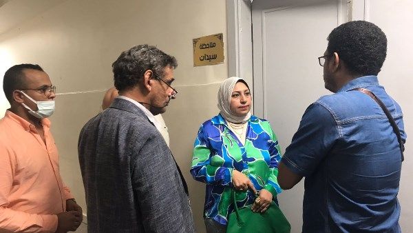 تحرك عاجل من صحة سوهاج لمتابعة مُصابي حريق منزل امتد لـ 3 محال | صور تحرك عاجل من صحة سوهاج لمتابعة مُصابي حريق منزل امتد لـ 3 محال | صور