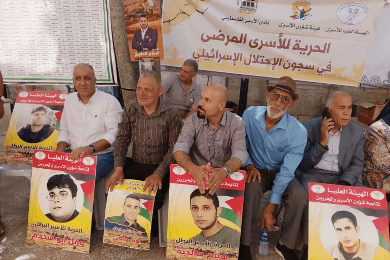 رئيس نادي الأسير عبد الله الزغاري خلال مشاركته في فعالية تضامنية مع الأسرى المرضى في سجون الاحتلال-رائد موسى-غزة-الجزيرة نت