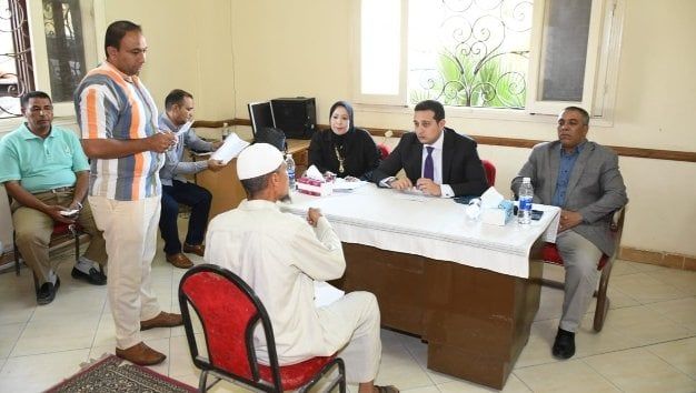 نائب محافظ الفيوم يعقد لقاءً لخدمة المواطنين بقرية كفور النيل نائب محافظ الفيوم يعقد لقاءً لخدمة المواطنين بقرية كفور النيل