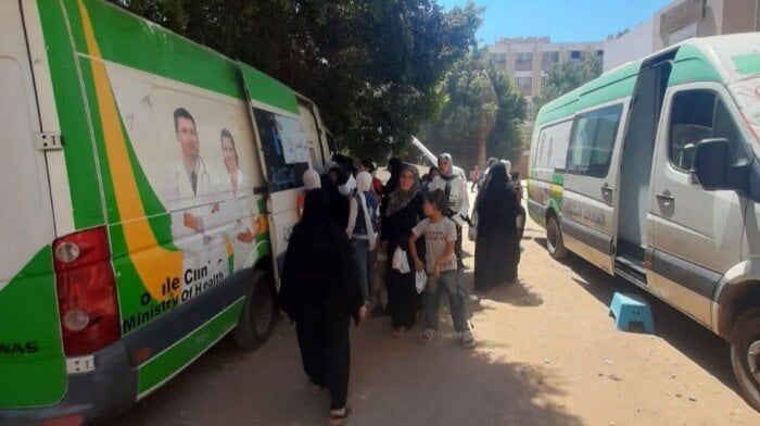 الكشف على 1627 مواطنًا بالقافلة الطبية المجانية بقرية دوينه بأسيوط