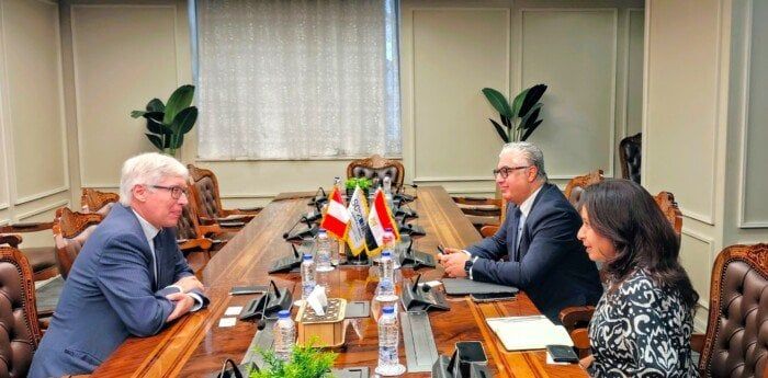 اقتصادية قناة السويس تبحث التعاون مع بيرو لتعزيز التبادل التجاري