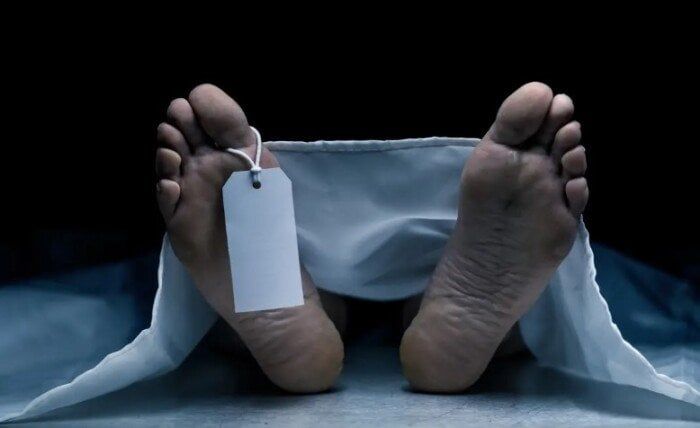 أزمة نفسية كلفته حياته.. التصريح بدفن جثة شخص عُثر عليه داخل شقة بالجيزة