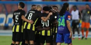 - هرم مصر معلق مباراة الاتحاد والعين في كأس خادم الحرمين الشريفين