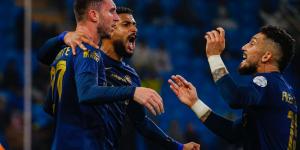 النصر يفقد نجمه أمام الخلود عقب إصابته خلال مواجهة الاستقلال في النخبة الآسيوية - موقع بالجول