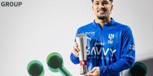 ماركوس ليوناردو ينتظم في تدريبات الهلال قبل مباراة العروبة - هرم مصر