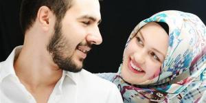 هل لمس الزوجة ينقض الوضوء؟.. الأزهر يجيب - هرم مصر