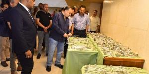 محافظ أسيوط يتفقد مشروعات مزارع الإنتاج الحيواني بعرب مطير والعوامر.. توجيهات بسرعة استكمال أعمال الكهرباء.. وتحويل الكابلات إلى نحاسية - هرم مصر