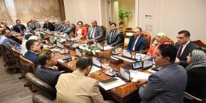 وزير الرياضة يجتمع بقيادات الوزارة لمناقشة خطة العمل خلال الفترة المقبلة والاستعدادات لعيد الأضحى داخل المنشآت - هرم مصر