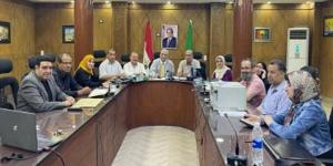 مدير تعليم القليوبية يتابع انتظام لجان الدبلومات الفنية - هرم مصر