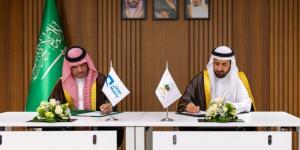 موبايلي توقع اتفاقية تعاون مشترك مع وزارة الحج والعمرة لتعزيز التجربة الرقمية للحجاج والمعتمرين - هرم مصر