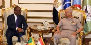وزير الدفاع يلتقى وزير خارجية جمهورية بنين  - هرم مصر