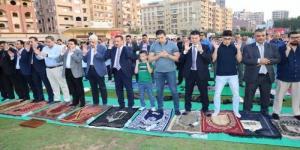 محافظ المنوفية يؤدى صلاة عيد الأضحى بساحة جمهورية شبين - هرم مصر