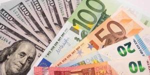 متوسط سعر العملات الأجنبية اليوم الجمعة.. الدولار يواصل التراجع - هرم مصر