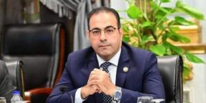 رئيس شباب النواب يطمئن علي بعثة الأهلي المشاركة في كأس العالم للأندية - هرم مصر
