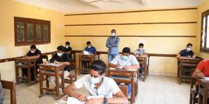 طلاب الثانوية العامة يؤدون اليوم امتحاني الكيمياء والجغرافيا #امتحانات_الثانوية_العامة #الثانوية_العامة_2025 #بوابة_الجمهورية_أون_لاين - هرم مصر