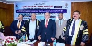 رئيس جامعة سوهاج يشهد مناقشة رسالة دكتوراة في أمراض الروماتيزم والتأهيل بكلية الطب البشري - هرم مصر