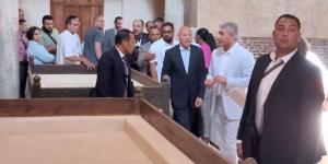 وزير السياحة والآثار يشهد فيلما تسجيليا عن مراحل تطوير قبة يحيى الشبيهي ..صور - هرم مصر